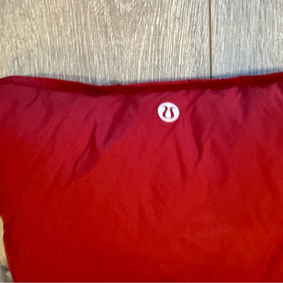 EUC Lululemon X Team Canada Olympics Down Filled Insulated Quilted Puff Scarf - Picture 3 of 14